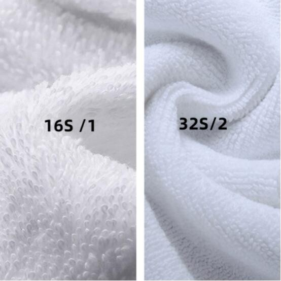 Satin fabricae nobis plana texentes textilia: unraveling differentias et commoda